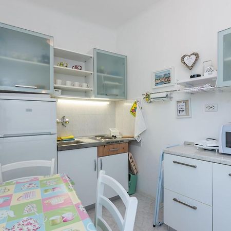 Apartment Luiza With Terrace บัชกา ภายนอก รูปภาพ