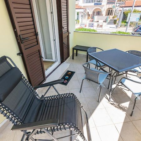 Apartment Luiza With Terrace บัชกา ภายนอก รูปภาพ