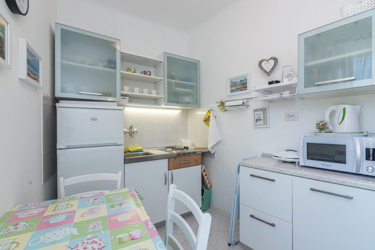 Apartment Luiza With Terrace บัชกา ภายนอก รูปภาพ